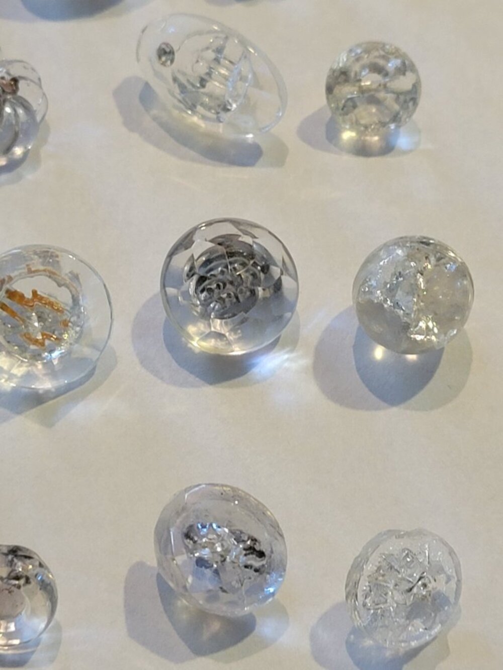 Lot of Clear Glass Shanked Vintage Buttons - Picture 7 of 16